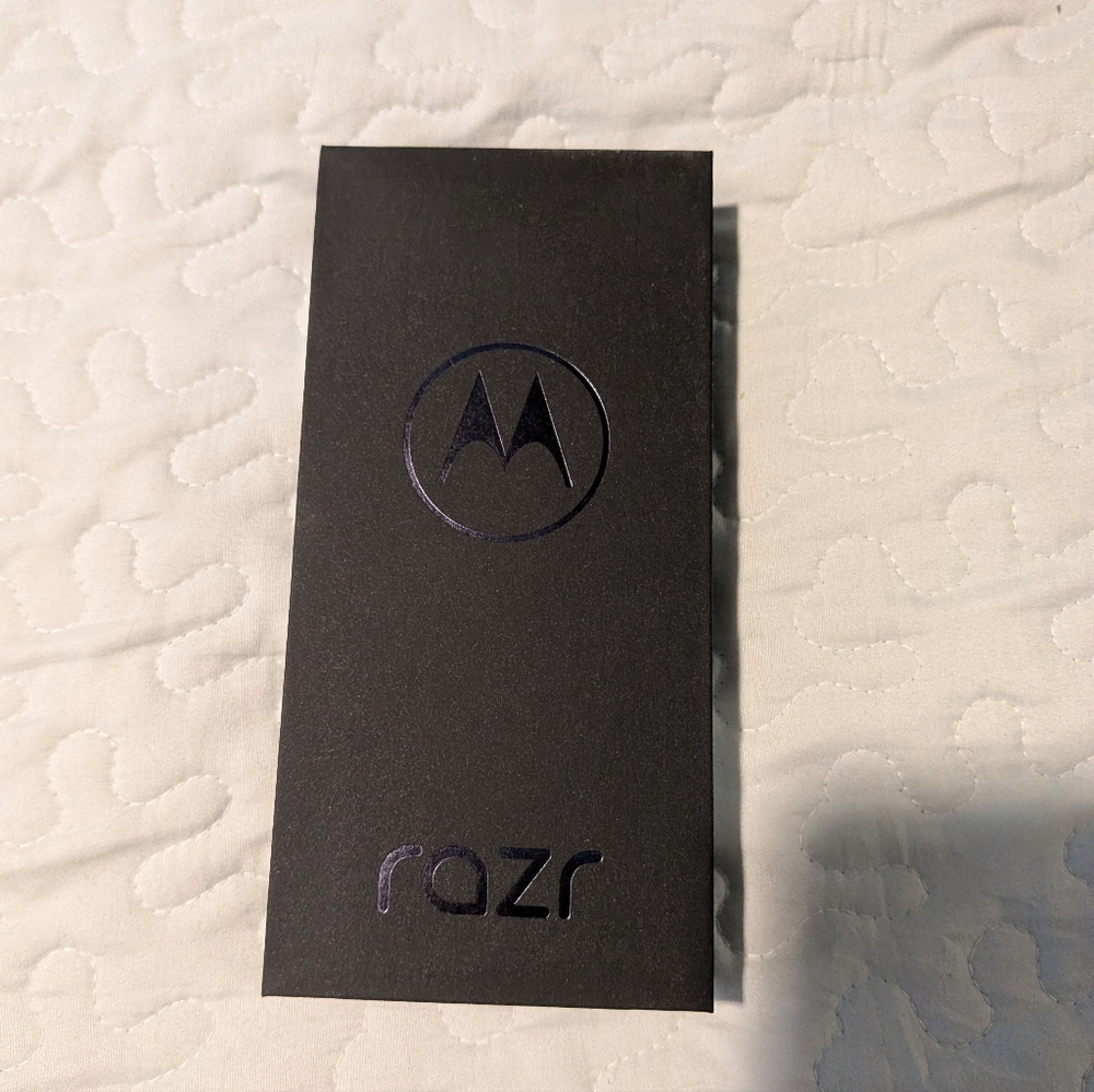 Motorola Razr 2024